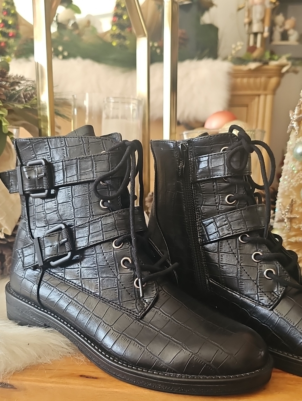 Wanted Black Croc-Embossed Lace-Up Ankle Boots with Buckle Straps Pre-owned Size